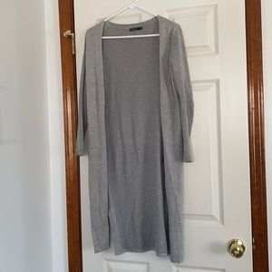 Grey cardigan
